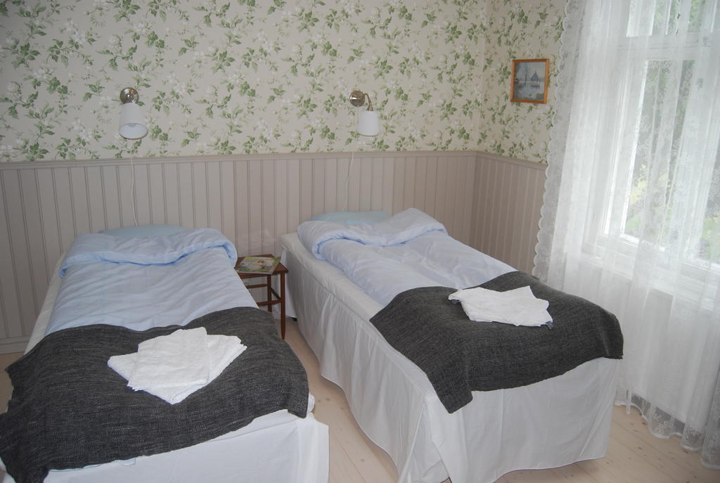 Bed and Breakfast Amalia Lemland Zimmer foto